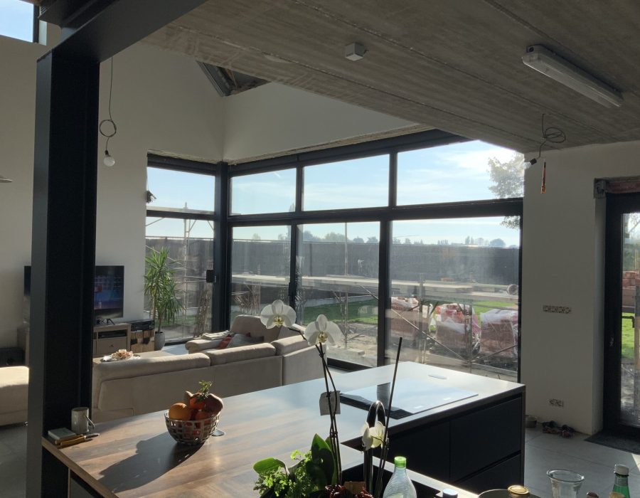 10418DE1-0348-4AB9-9A21-B952BE6AE7CF